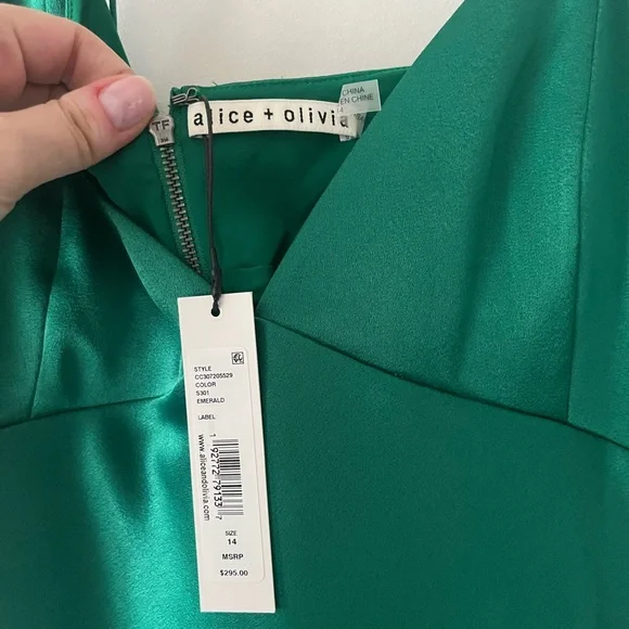 Alice + Olivia BRAND NEW WITH TAGS Julietta Satin Mini Slip Dress - Picture 5 of 5